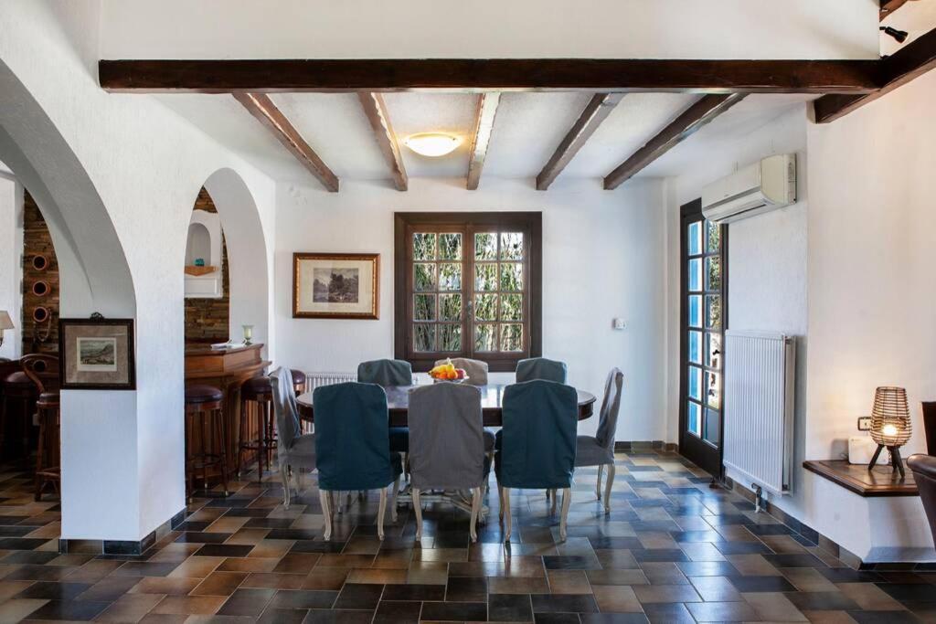 Villa Velissarios: wonderful villa next to beach Aegina Esterno foto
